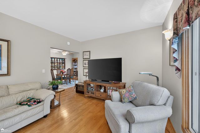 206 N Marquette Street, Durand, MI 48429