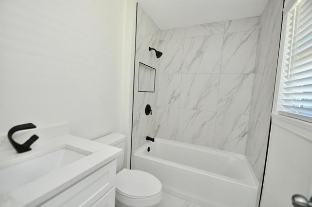7634 Wynlea Street, Houston, TX 77061