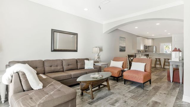 13909 Del Rio Dr 13909, Pensacola, FL 32507