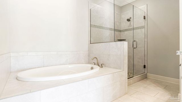 13909 Del Rio Dr 13909, Pensacola, FL 32507