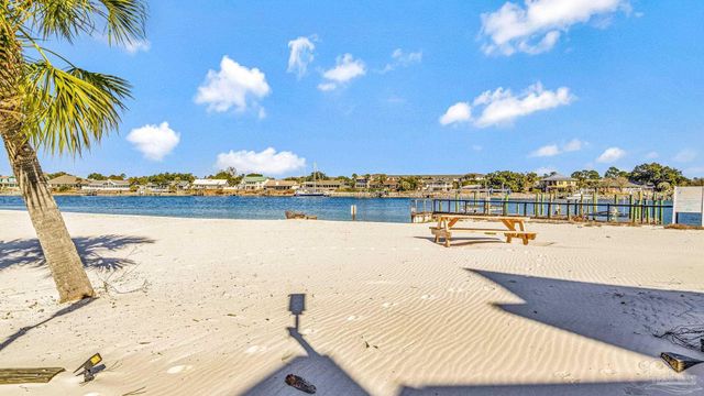 13909 Del Rio Dr 13909, Pensacola, FL 32507