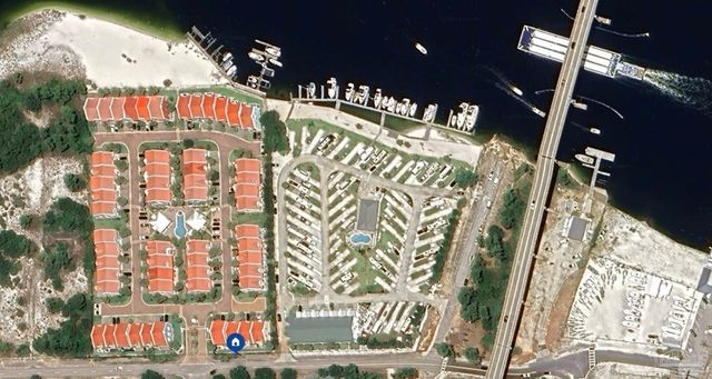 13909 Del Rio Dr 13909, Pensacola, FL 32507