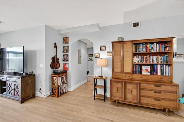 311 Bayfront Drive, Boynton Beach, FL 33435