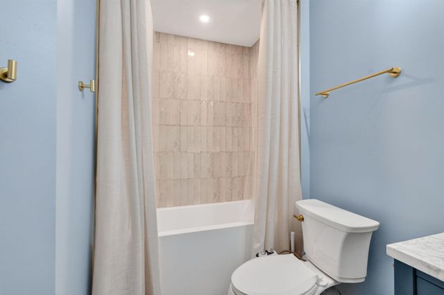 311 Bayfront Drive, Boynton Beach, FL 33435
