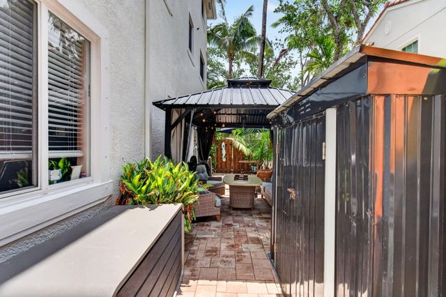 311 Bayfront Drive, Boynton Beach, FL 33435