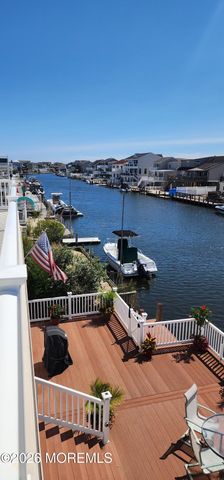 37 Frank Drive, Manahawkin, NJ 08050