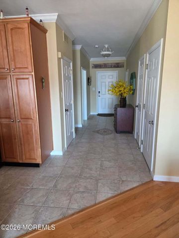 37 Frank Drive, Manahawkin, NJ 08050