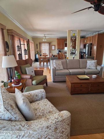 37 Frank Drive, Manahawkin, NJ 08050