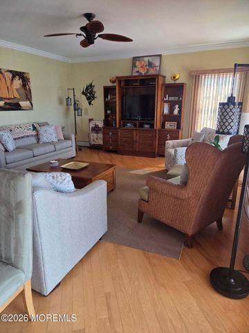 37 Frank Drive, Manahawkin, NJ 08050