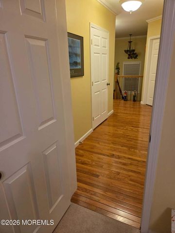 37 Frank Drive, Manahawkin, NJ 08050