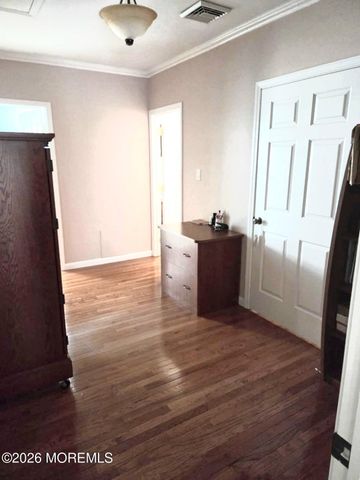 37 Frank Drive, Manahawkin, NJ 08050