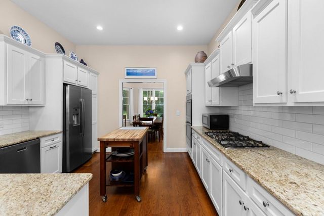 129 Cornerstone Place, Woodstock, GA 30188