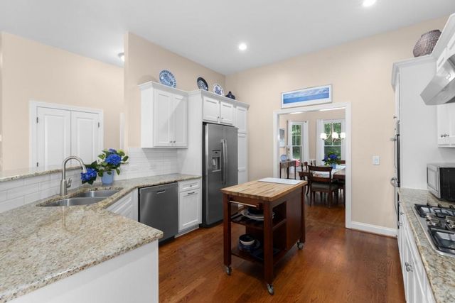 129 Cornerstone Place, Woodstock, GA 30188