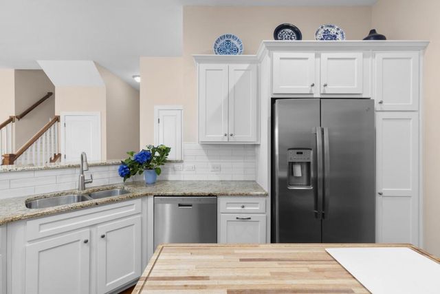 129 Cornerstone Place, Woodstock, GA 30188