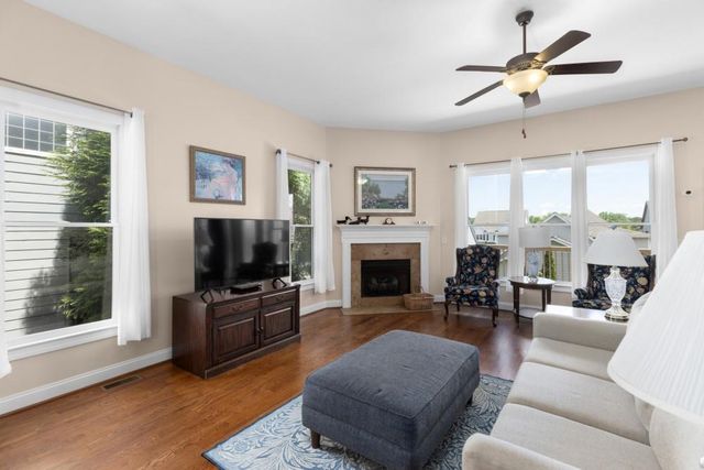129 Cornerstone Place, Woodstock, GA 30188