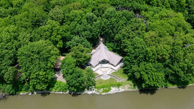 2640 E 3660 South Road, Kankakee, IL 60901