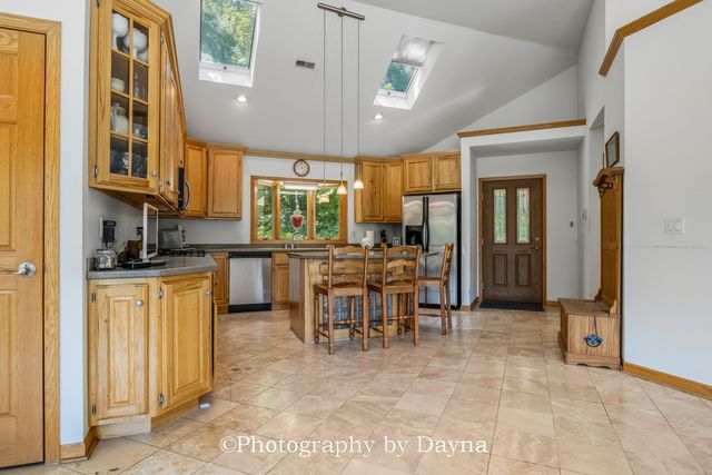 2640 E 3660 South Road, Kankakee, IL 60901