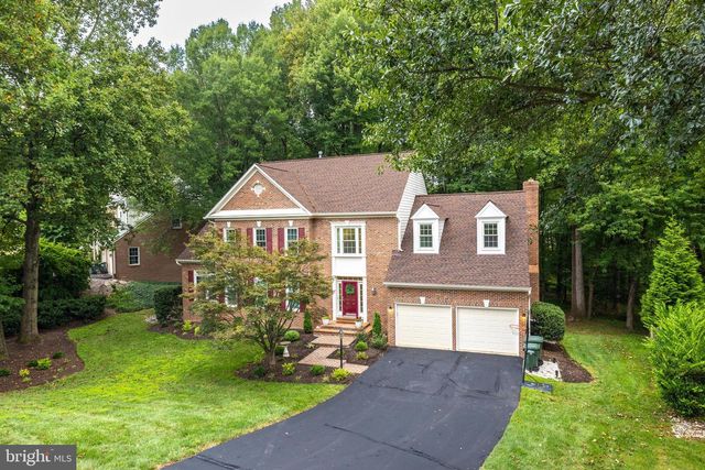 11181 LONGWOOD GROVE DR, Reston, VA 20194