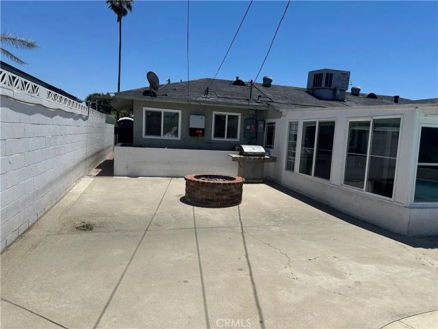114 S Acacia, Rialto, CA 92376