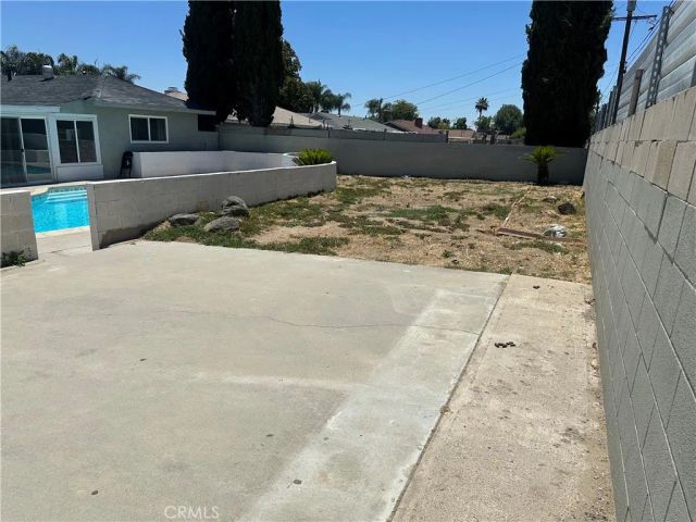 114 S Acacia, Rialto, CA 92376