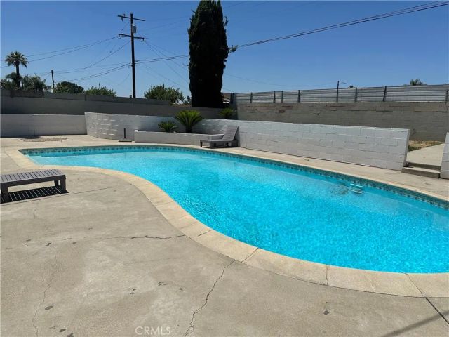 114 S Acacia, Rialto, CA 92376