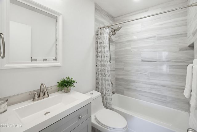 1107 E Michigan Avenue, Phoenix, AZ 85022