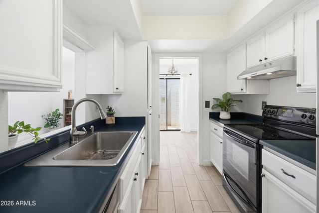 1107 E Michigan Avenue, Phoenix, AZ 85022