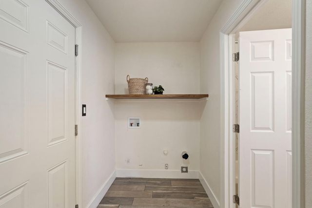 932 Sylvia Dr, Lodi, CA 95240