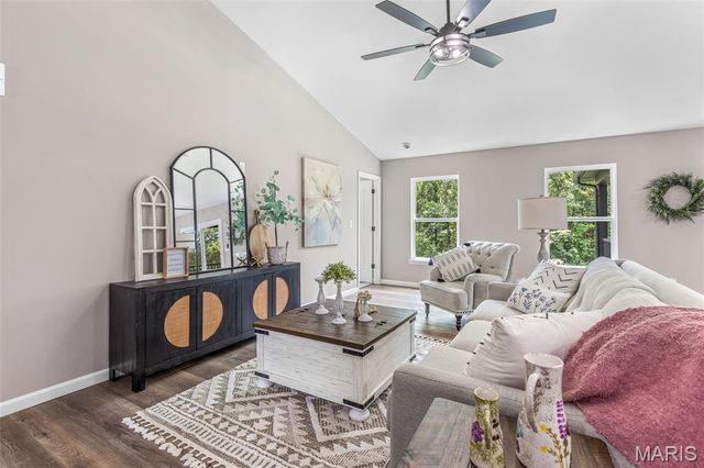 758 Blake Drive, Hillsboro, MO 63050