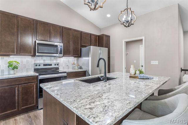 758 Blake Drive, Hillsboro, MO 63050