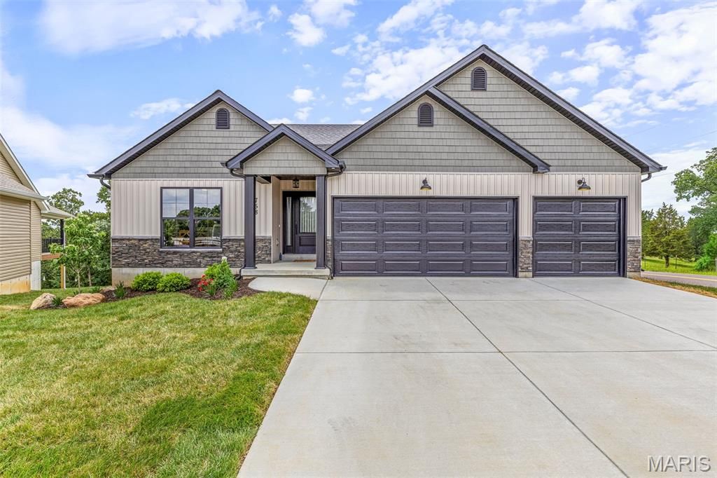 758 Blake Drive, Hillsboro, MO 63050
