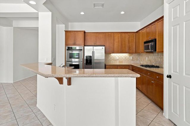125 Traviso Drive, Palm Desert, CA 92211