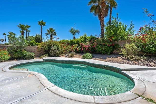 125 Traviso Drive, Palm Desert, CA 92211
