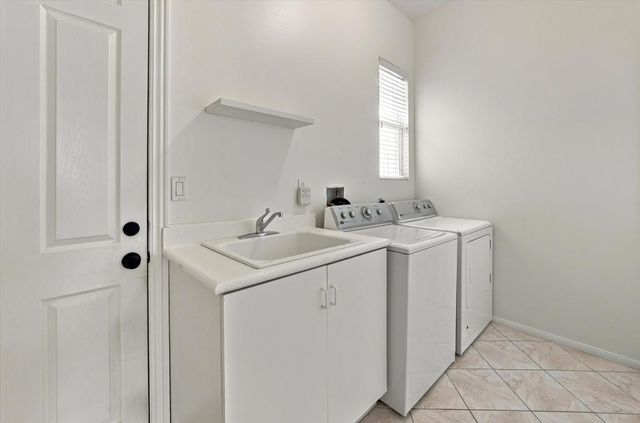 125 Traviso Drive, Palm Desert, CA 92211