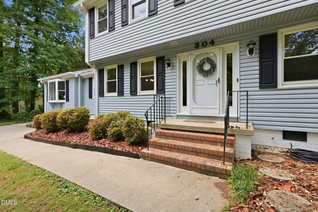 304 Plum Lane, Chapel Hill, NC 27517