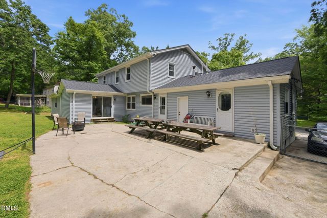 304 Plum Lane, Chapel Hill, NC 27517