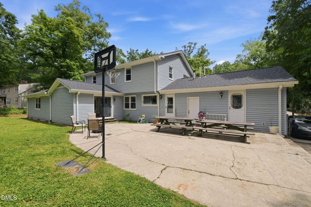 304 Plum Lane, Chapel Hill, NC 27517