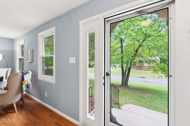 304 Plum Lane, Chapel Hill, NC 27517