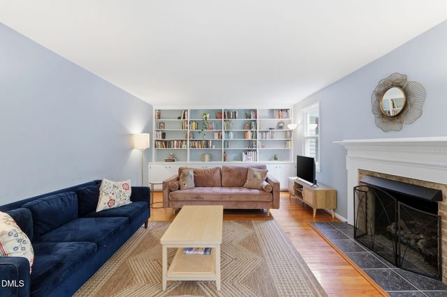 304 Plum Lane, Chapel Hill, NC 27517
