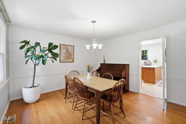 304 Plum Lane, Chapel Hill, NC 27517