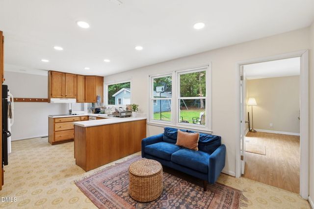 304 Plum Lane, Chapel Hill, NC 27517