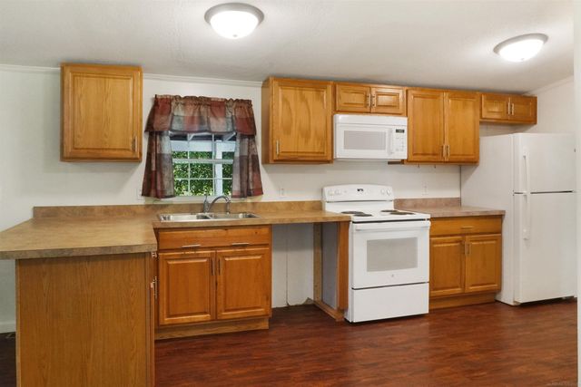 1832 Manchester Drive, Elba Twp, MI 48446