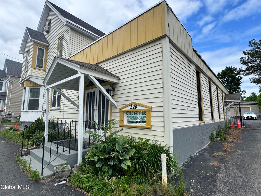 324 Hulett Street, Schenectady, NY 12307