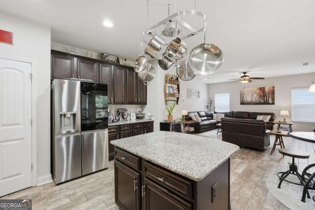 618 Ocean Avenue, Canton, GA 30114