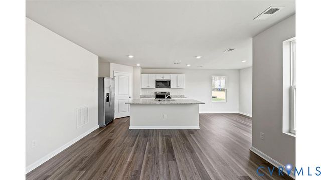 3807 Crow's Nest Ct, Hopewell, VA 23860