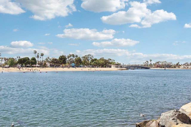 7126 Marina Pacifica Drive, Long Beach, CA 90803