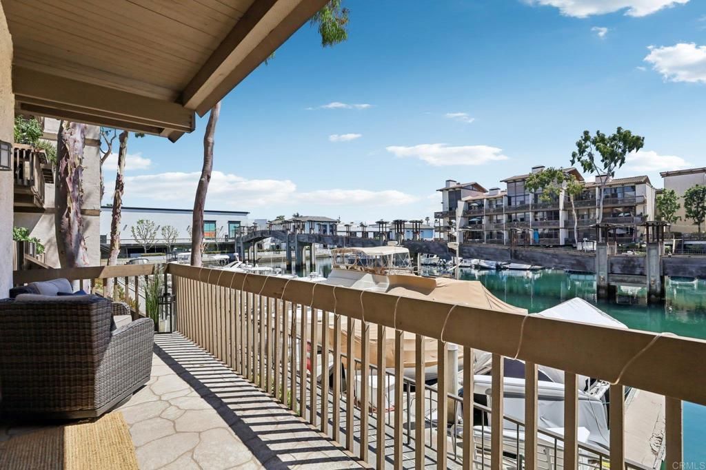 Image 27 of property listing at 7126 Marina Pacifica Drive, Long Beach, CA 90803