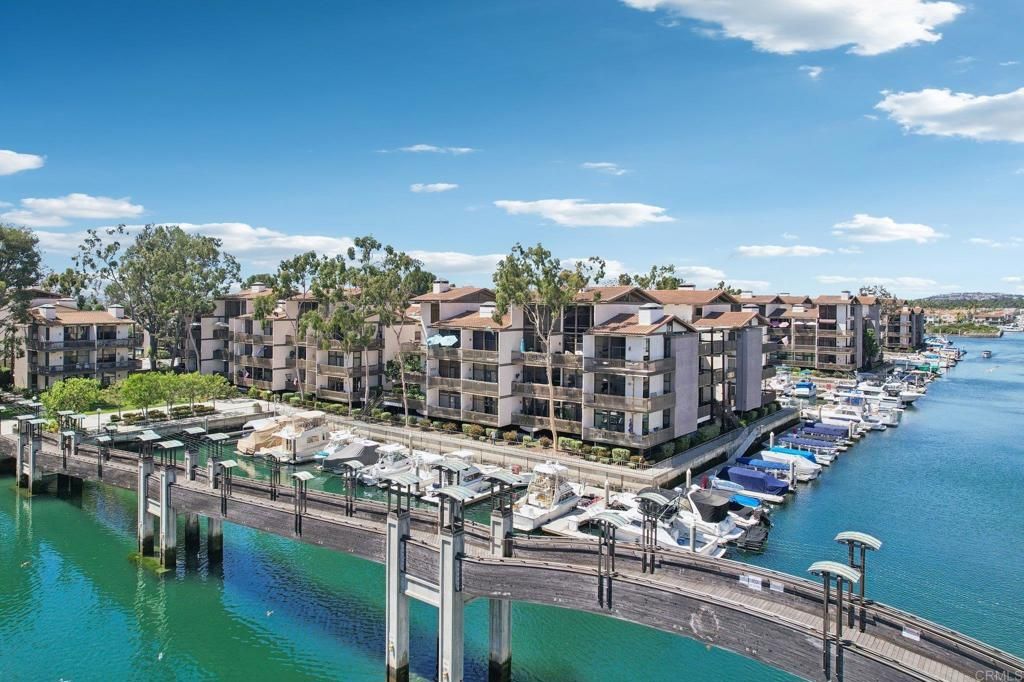 Image 48 of property listing at 7126 Marina Pacifica Drive, Long Beach, CA 90803