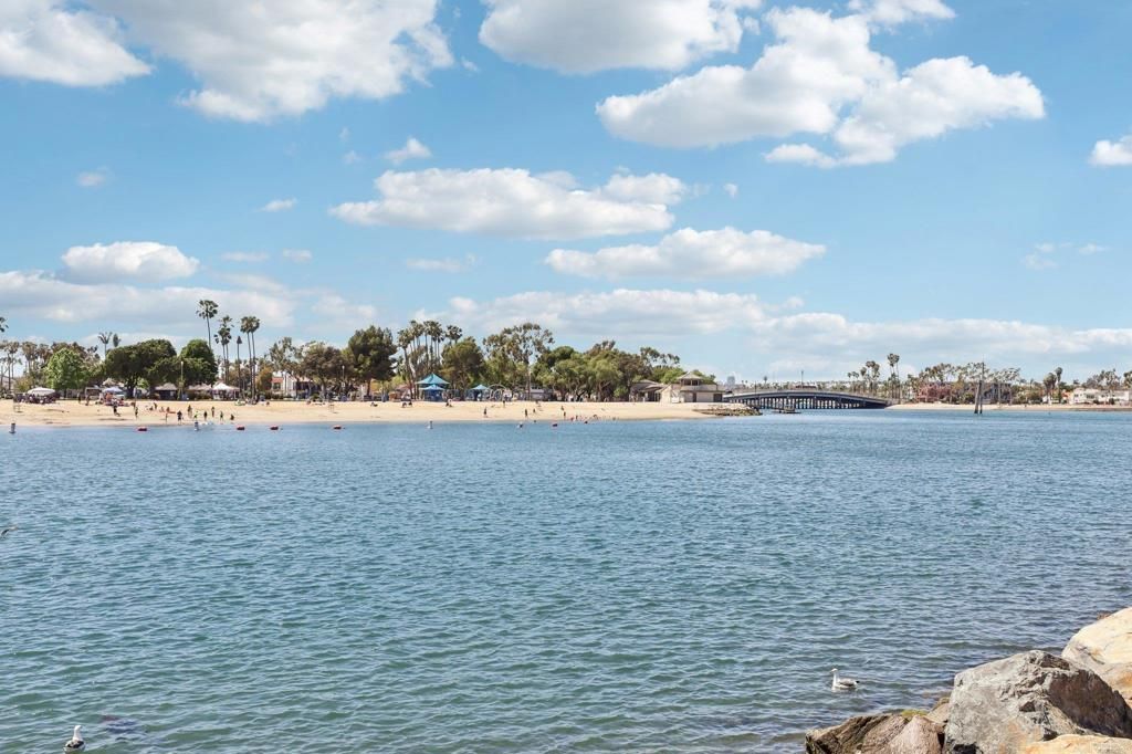 Image 71 of property listing at 7126 Marina Pacifica Drive, Long Beach, CA 90803