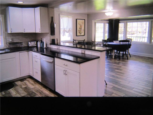 135 Mennonite Camp Rd, Mt Pleasant Twp, PA 15666